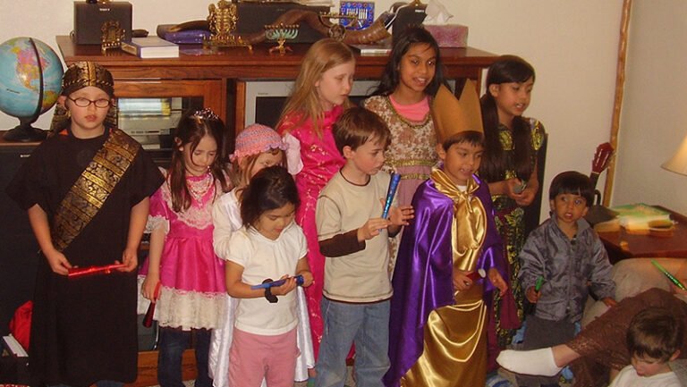 The children singing traditional songs on Purim (2009).